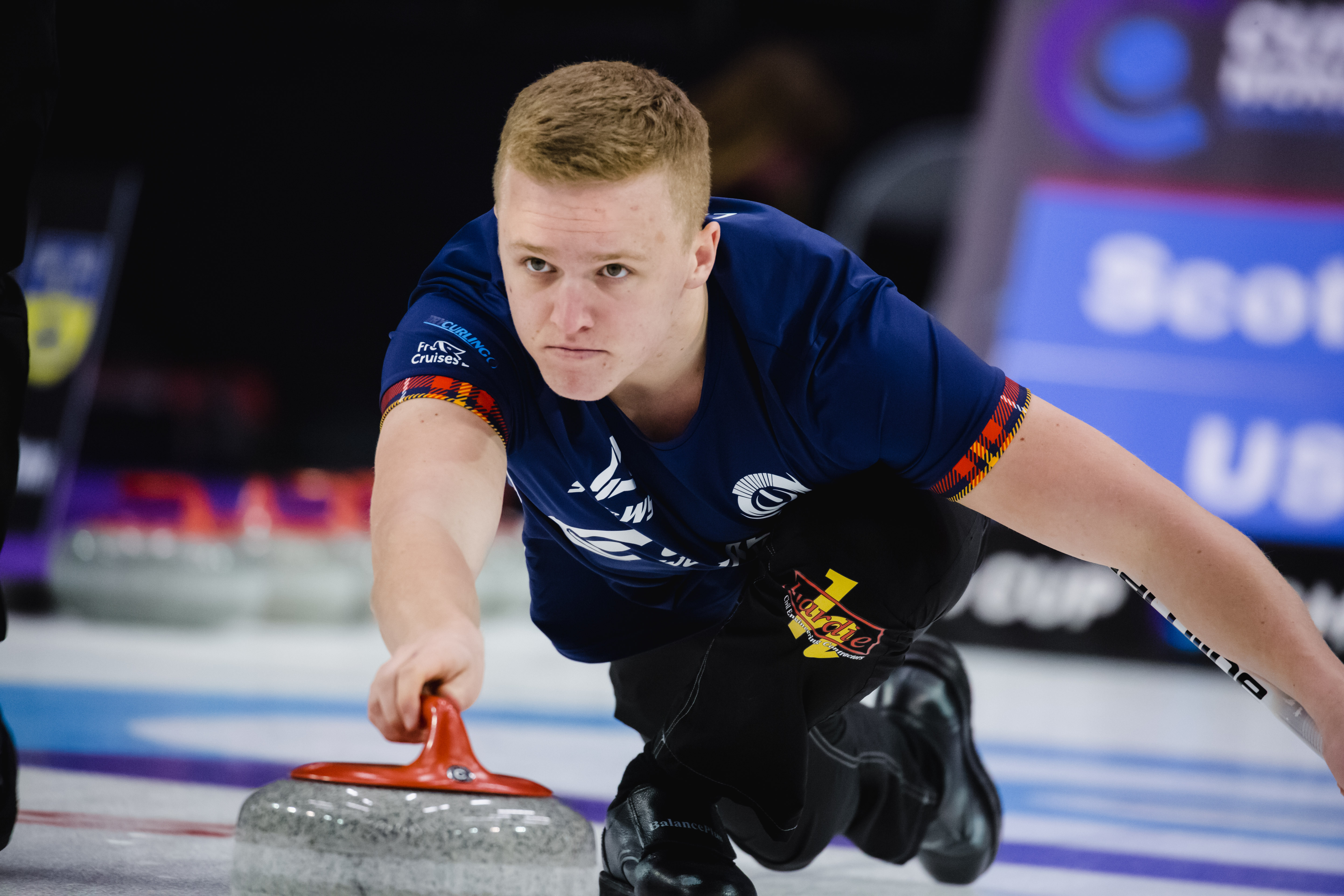 欧洲国家杯赛总决赛紧锣密鼓，千钧一发之际备战全力