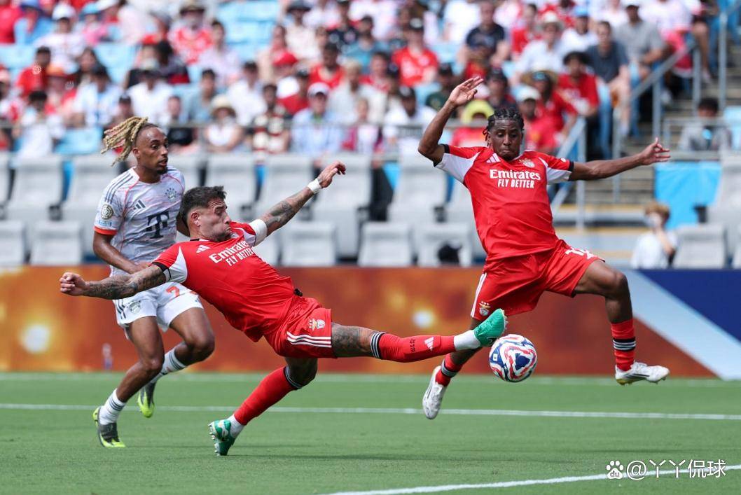 尼斯球队备战下一场比赛,球员士气高涨了 尼斯球队备战下一场比赛,球员士气高涨了